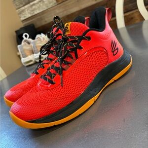 Under Armour Unisex Curry 3Z6 3025090-600 Red Basketball Shoes Sneakers M9.5